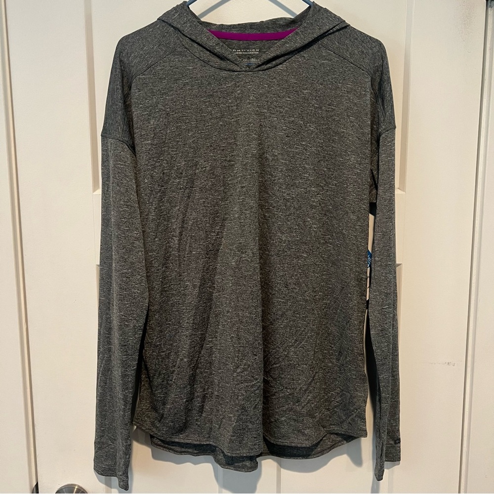NWT Columbia Women's L Gray Long Sleeve+Hooded Omni-Wick Activewear Top